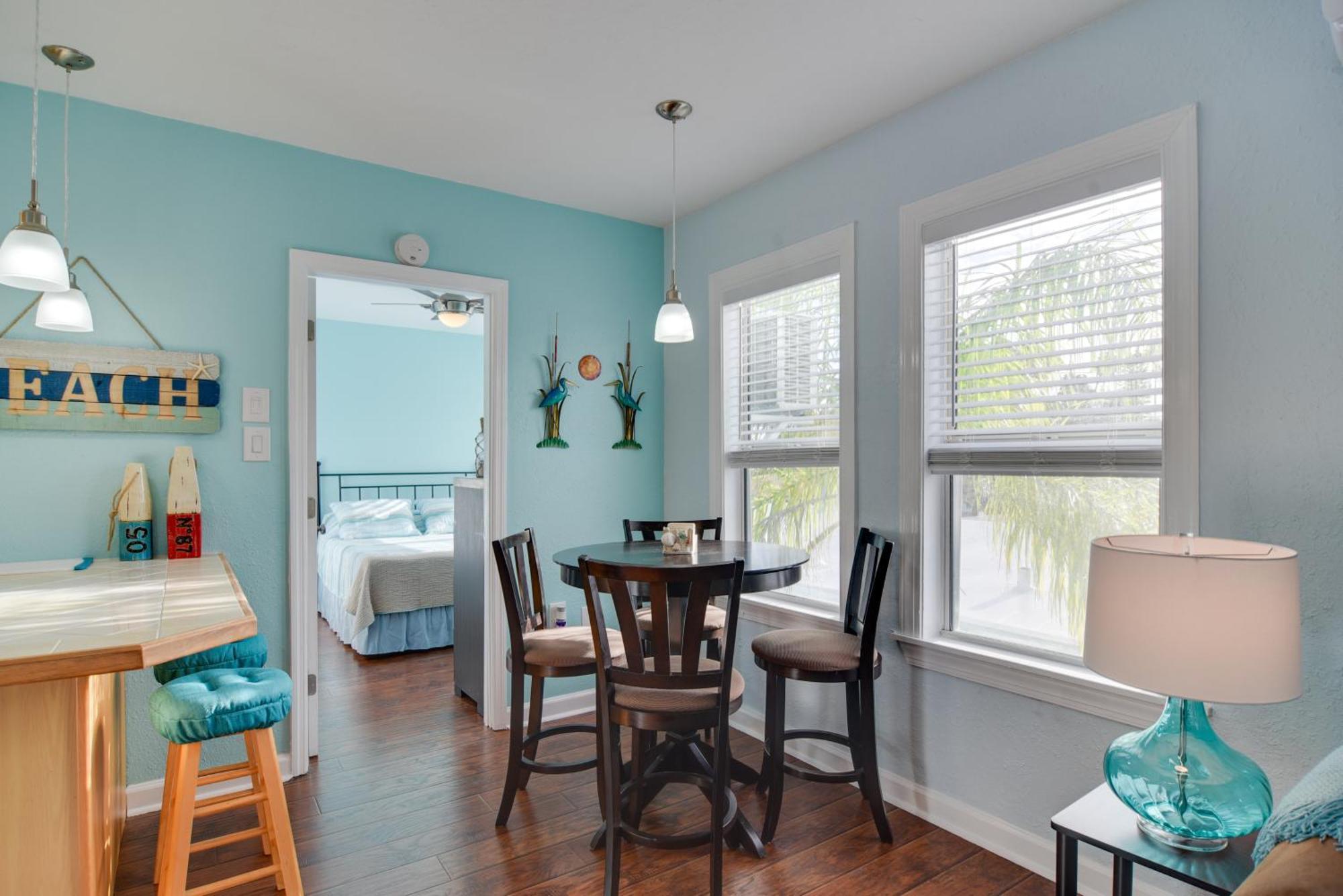 Condo With Community Pool - Walk To Madeira Beach! St. Pete Beach Bagian luar foto